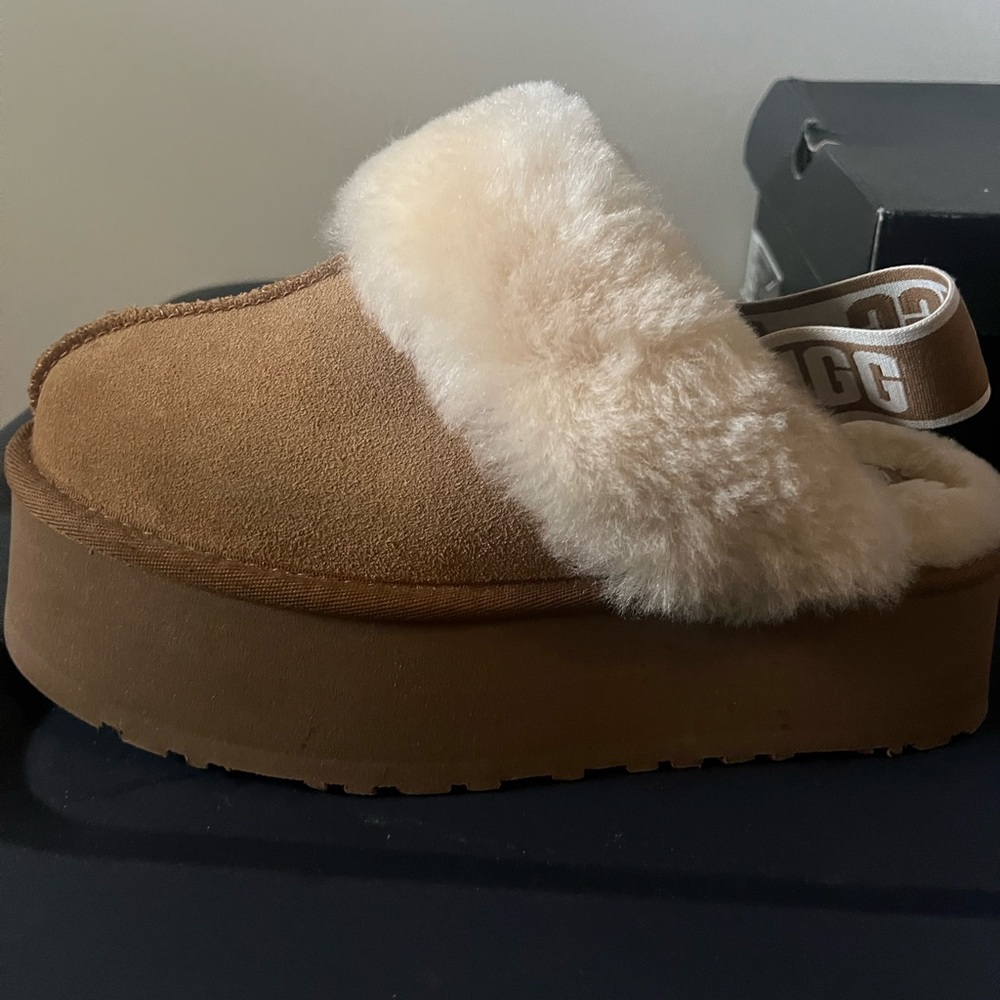 Ugg wedge